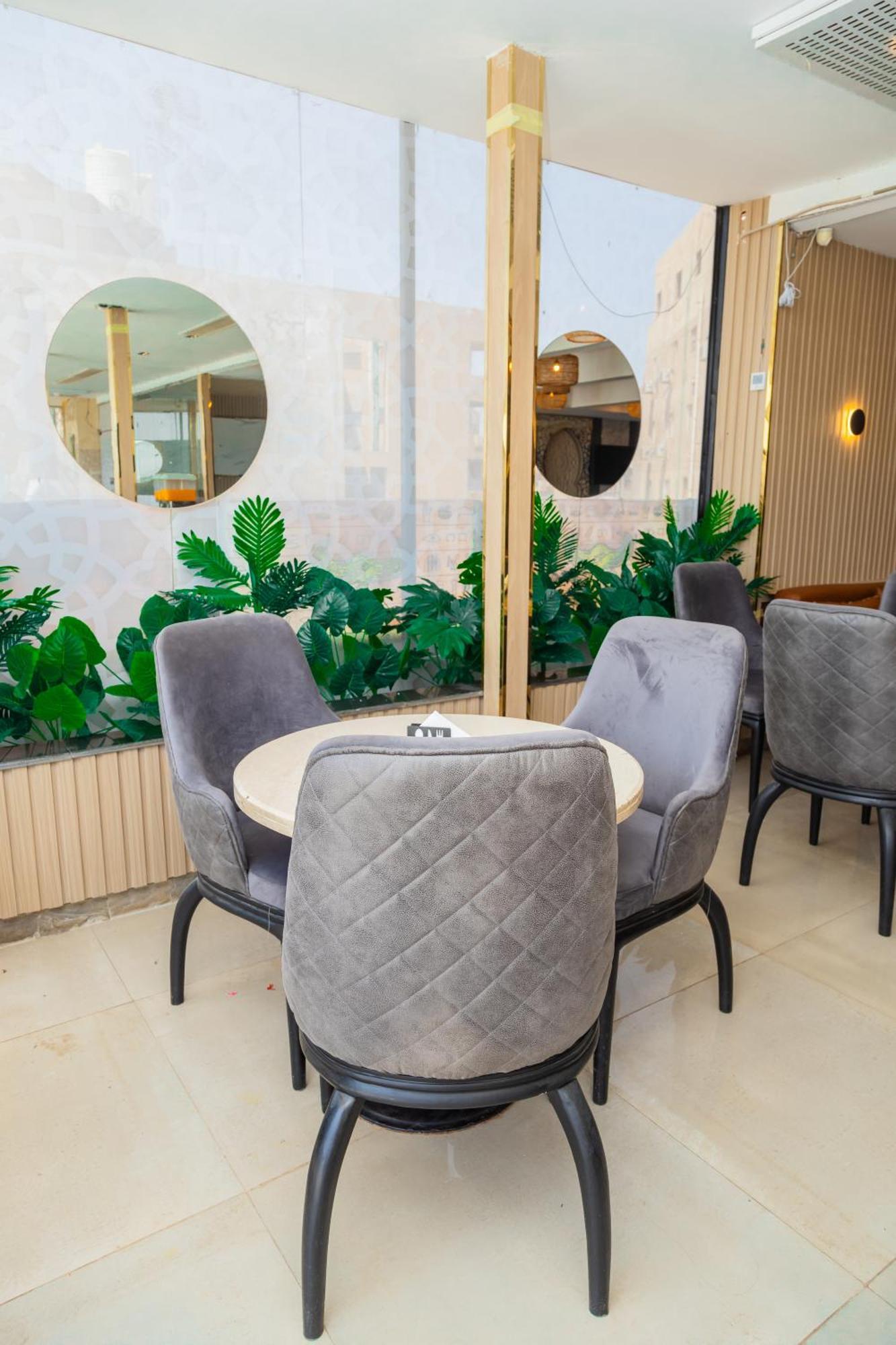 Comfort Giza Inn View Al Kawm al Akhdar エクステリア 写真