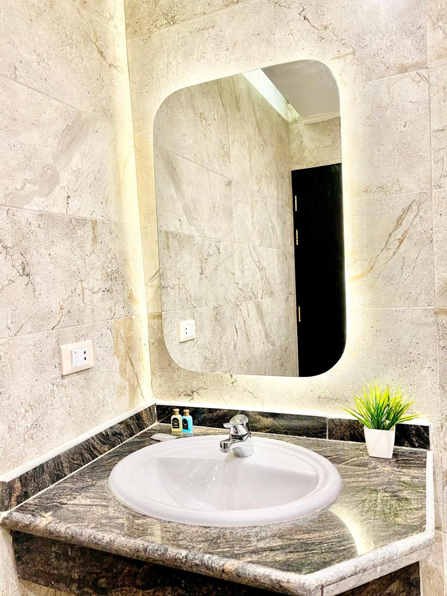 Comfort Giza Inn View Al Kawm al Akhdar エクステリア 写真